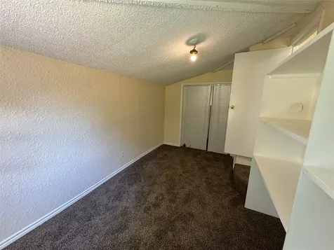 909 14th Avenue N Texas City TX 77590