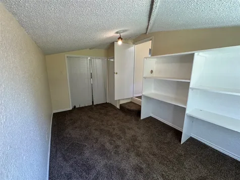 909 14th Avenue N Texas City TX 77590