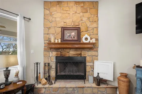 9467 Loop Road Bellville TX 77418