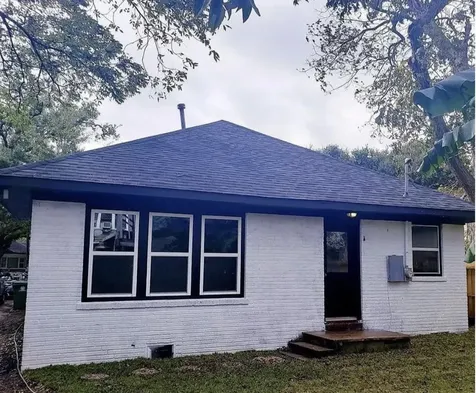4313 Polk Street Houston TX 77023