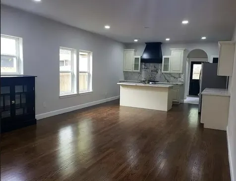 4313 Polk Street Houston TX 77023