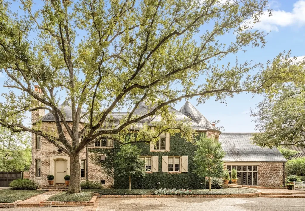1419 Kirby Drive Houston TX 77019