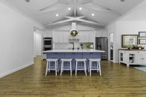 229 Knollwood Creek Onalaska TX 77360