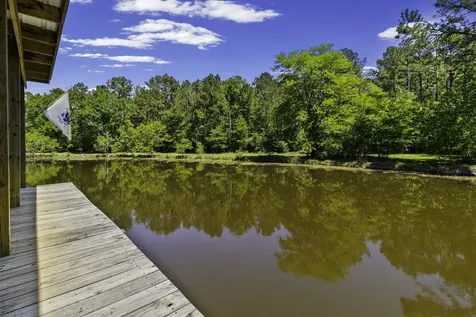229 Knollwood Creek Onalaska TX 77360