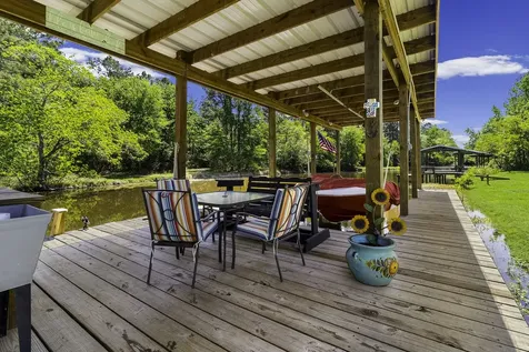 229 Knollwood Creek Onalaska TX 77360