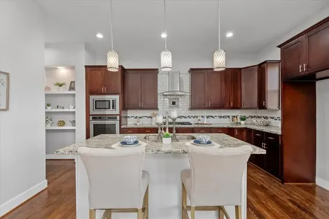 1005 Bingham Street 5 Houston TX 77007