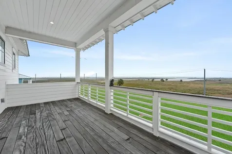 10818 Sweetwater Cove Boulevard Galveston TX 77554