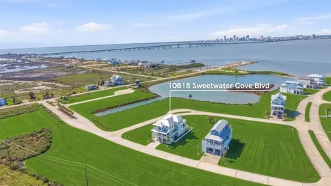 10818 Sweetwater Cove Boulevard Galveston TX 77554