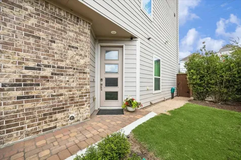 1702 Oak Leaf Pass Drive Houston TX 77055