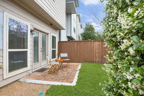 1702 Oak Leaf Pass Drive Houston TX 77055