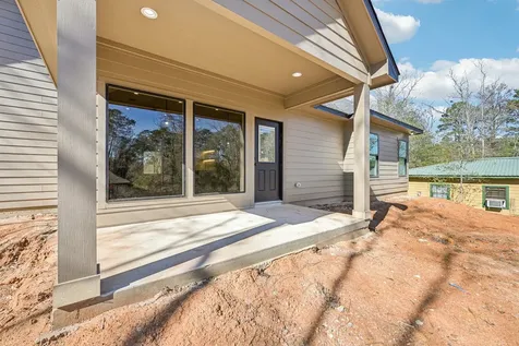 15132 Coaltown Road Willis TX 77378