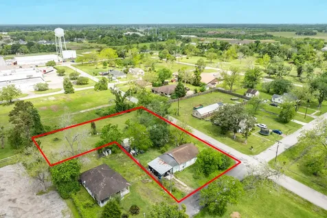 233 Hamilton Street West Columbia TX 77486