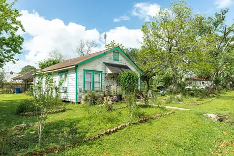233 Hamilton Street West Columbia TX 77486