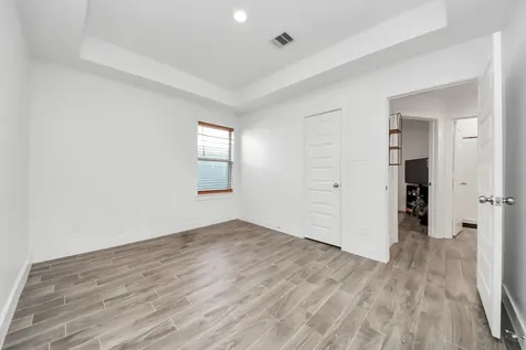 8349 Lenore Street Houston TX 77017