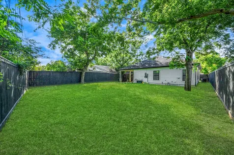 8349 Lenore Street Houston TX 77017