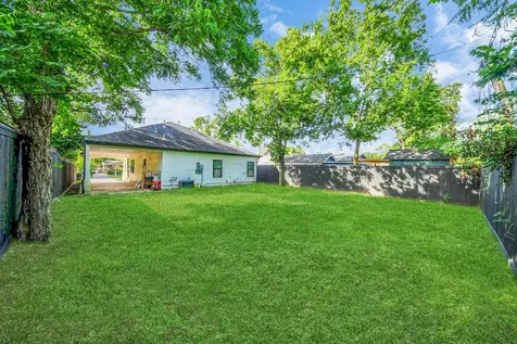 8349 Lenore Street Houston TX 77017