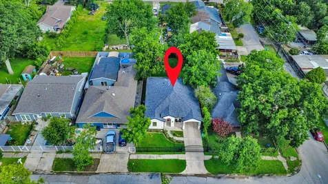 8349 Lenore Street Houston TX 77017