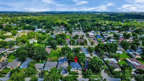 8349 Lenore Street Houston TX 77017