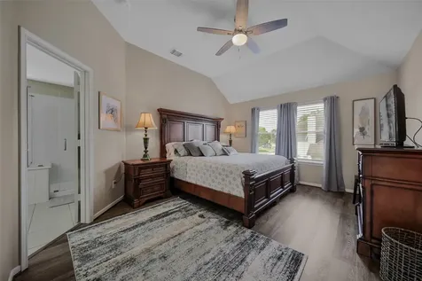 9514 Trailing Moss Drive Houston TX 77064
