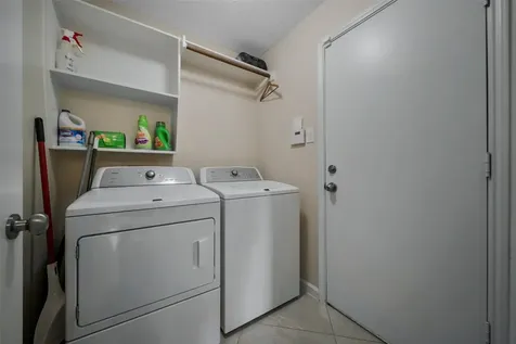 9514 Trailing Moss Drive Houston TX 77064