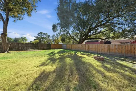 5002 Cedar Creek Drive Dickinson TX 77539