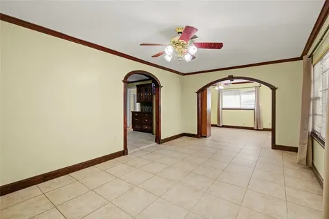 8565 Ridgepoint Drive Houston TX 77055