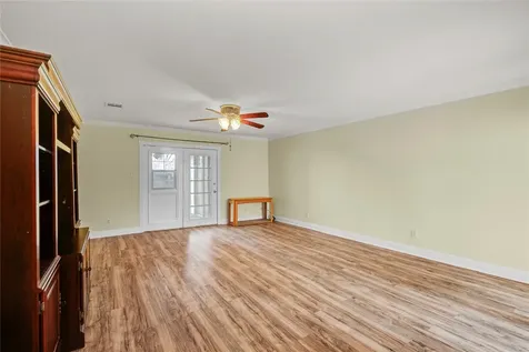 8565 Ridgepoint Drive Houston TX 77055