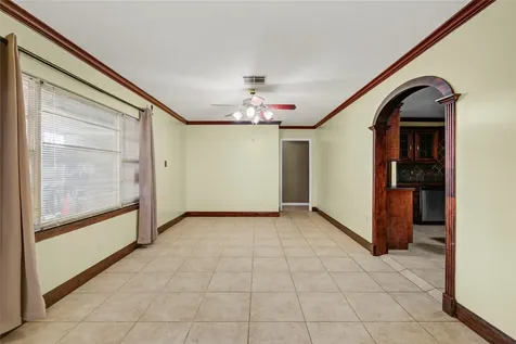 8565 Ridgepoint Drive Houston TX 77055