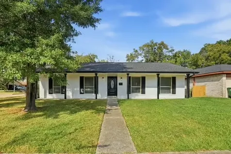 703 Reseda Drive Houston TX 77062
