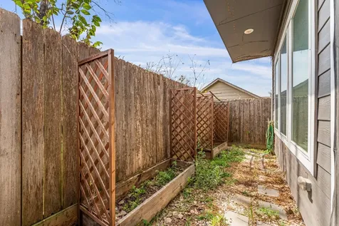 802 Berry Sage Lane Houston TX 77022