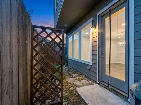 802 Berry Sage Lane Houston TX 77022