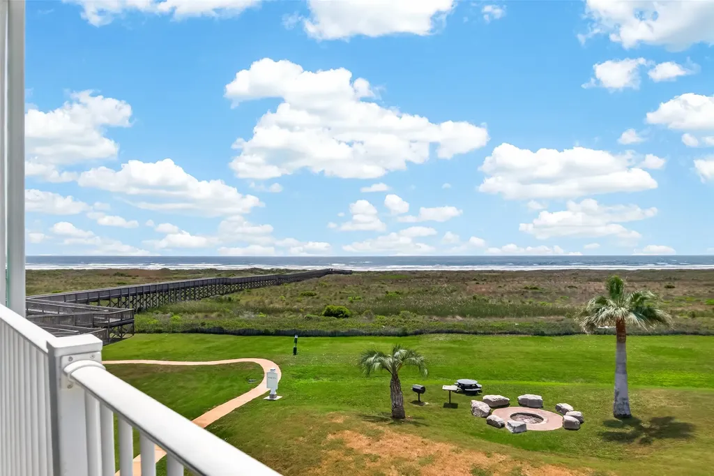 4211 Pointe West Drive 203 Galveston TX 77554