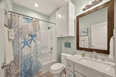 4211 Pointe West Drive 203 Galveston TX 77554