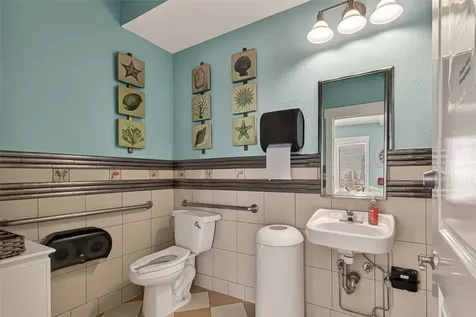4211 Pointe West Drive 203 Galveston TX 77554