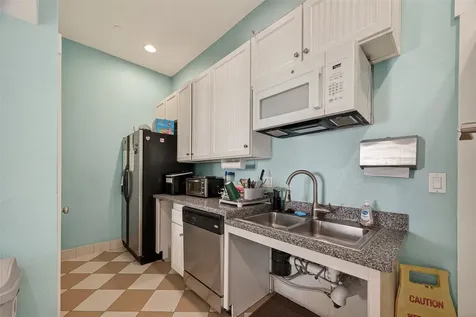 4211 Pointe West Drive 203 Galveston TX 77554