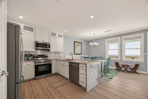 4211 Pointe West Drive 203 Galveston TX 77554