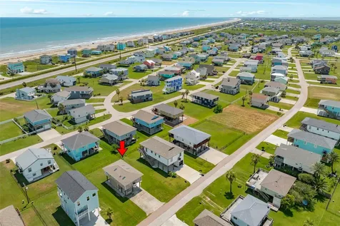 22807 Camino Street Galveston TX 77554
