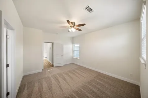 408 W Marlin Street Willis TX 77378