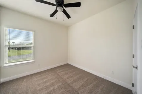 408 W Marlin Street Willis TX 77378