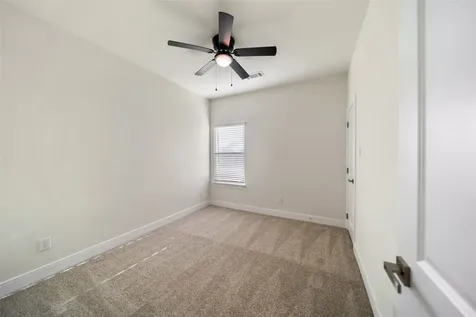 408 W Marlin Street Willis TX 77378