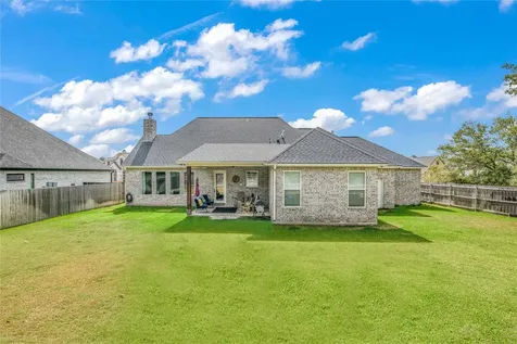 2038 Pebble Bend Drive College Station TX 77845