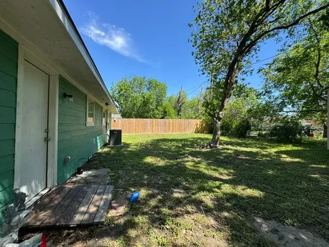 5846 Westover Street Houston TX 77033
