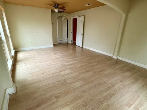 5829 Goforth Street Houston TX 77021