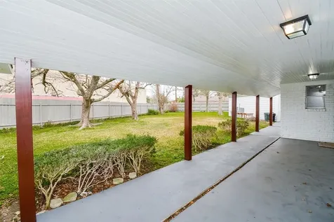 8518 Braesview Lane Houston TX 77071