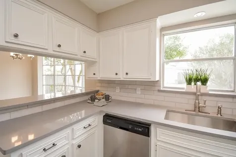 8518 Braesview Lane Houston TX 77071