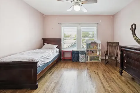 409 W 21st Street Houston TX 77008