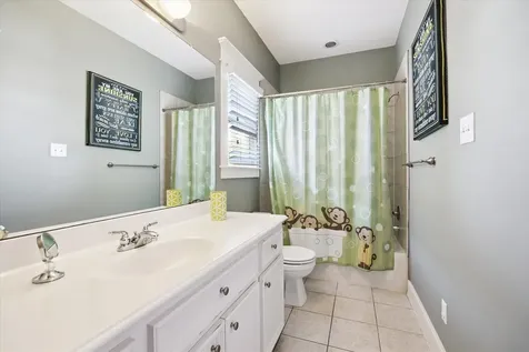 409 W 21st Street Houston TX 77008