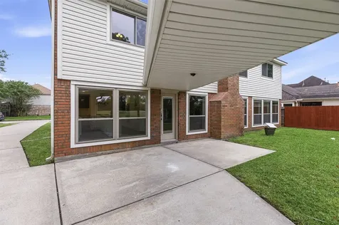 2312 Pebble Beach Drive League City TX 77573