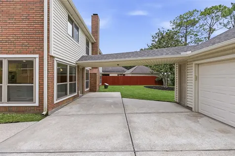 2312 Pebble Beach Drive League City TX 77573
