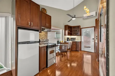 1623 Lake Arbor Drive El Lago TX 77586